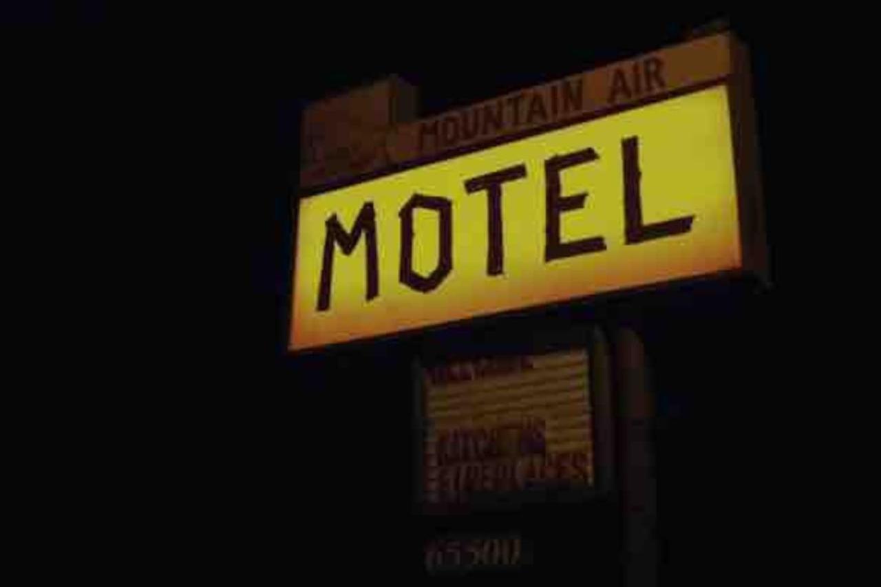 Updated + Clean Motel Room At The Base Of Mt Hood! Mount Hood Village Екстер'єр фото