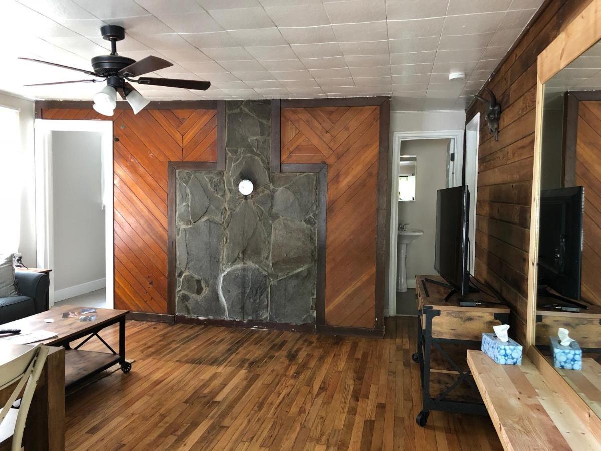 Updated + Clean Motel Room At The Base Of Mt Hood! Mount Hood Village Екстер'єр фото